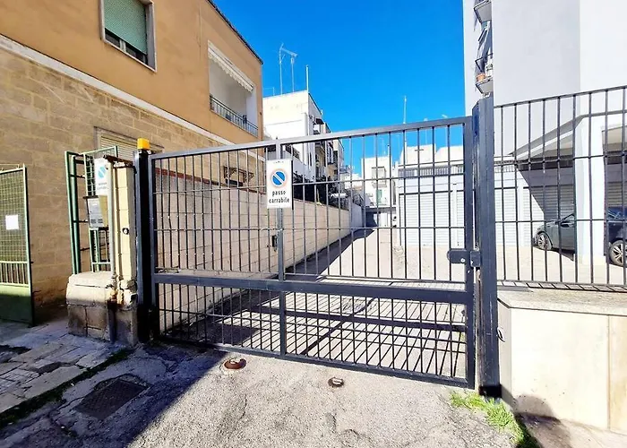 Meligunis * Lecce